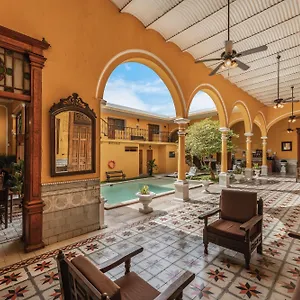 Real Toledo By Kavia Hotel Merida